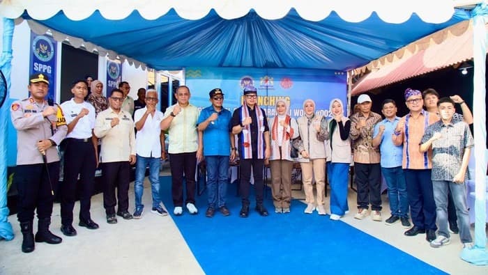 Wamendagri Bima Arya Resmikan Gedung SPPG Bataraguru Dukung Peningkatan Gizi Anak Bangsa
